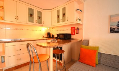 Resale - Villa / Semi detached - Orihuela Costa - Los Balcones