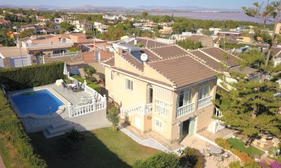 Resale - Villa / Semi detached - Orihuela Costa - Los Balcones