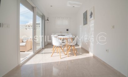 Reventa - Bungalow - Torrevieja - Aguas Nuevas