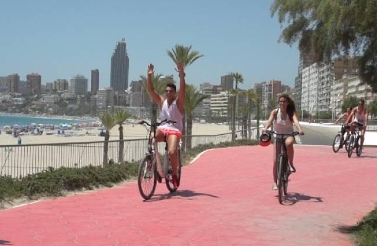 Obra nueva - Villa - Benidorm - Urbanizaciones