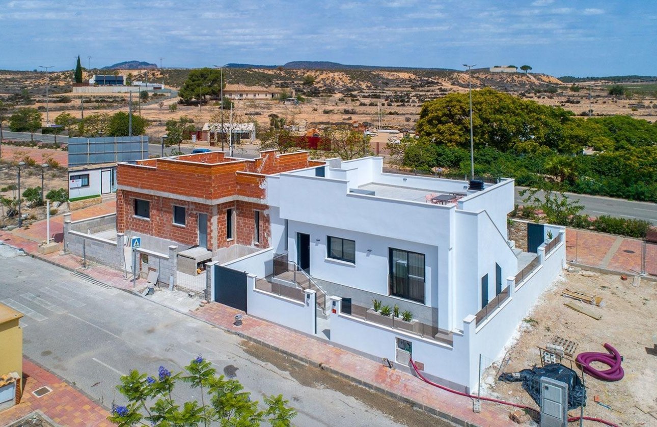 Obra nueva - Villa - Sucina