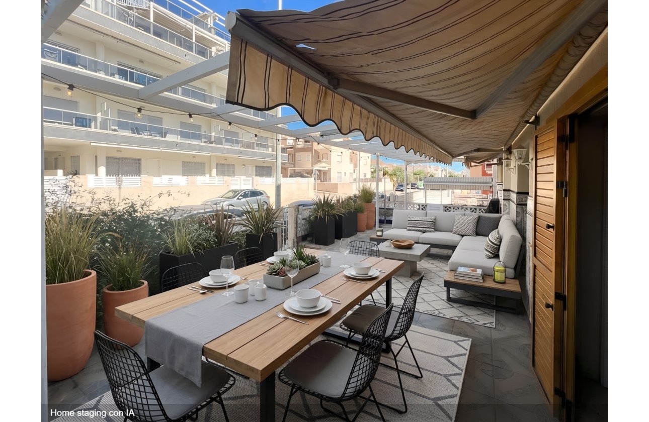 Reventa - Villa / Semi detached - Santa Pola