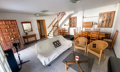 Reventa - Villa / Semi detached - Santa Pola