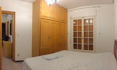 Reventa - Villa / Semi detached - Santa Pola