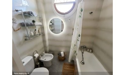 Reventa - Villa / Semi detached - Santa Pola