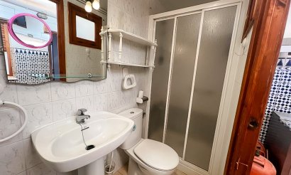 Reventa - Villa / Semi detached - Santa Pola