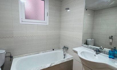 Resale - Apartment / flat - Torrevieja
