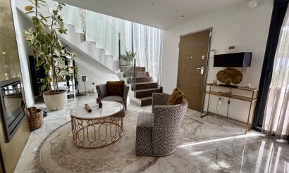 Resale - Villa - Los Balcones