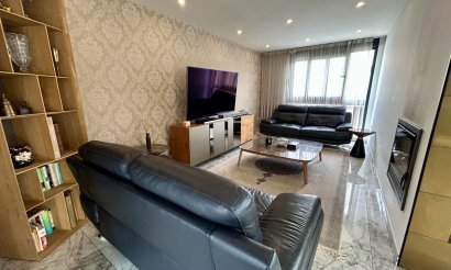 Resale - Villa - Los Balcones