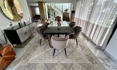 Resale - Villa - Los Balcones