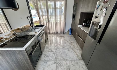 Resale - Villa - Los Balcones