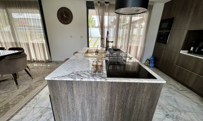 Resale - Villa - Los Balcones