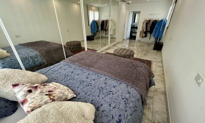 Resale - Villa - Los Balcones