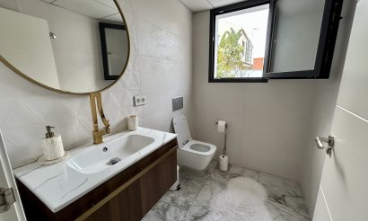 Resale - Villa - Los Balcones