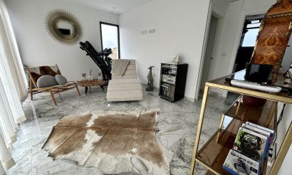 Resale - Villa - Los Balcones