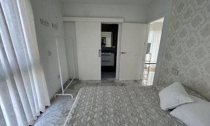 Resale - Villa - Los Balcones