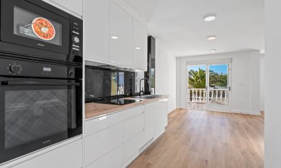 Resale - Townhouse - Benimar