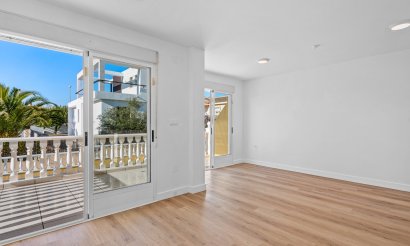 Resale - Townhouse - Benimar