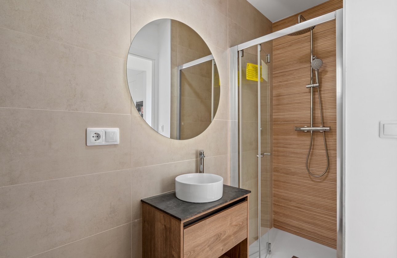 Resale - Townhouse - Benimar