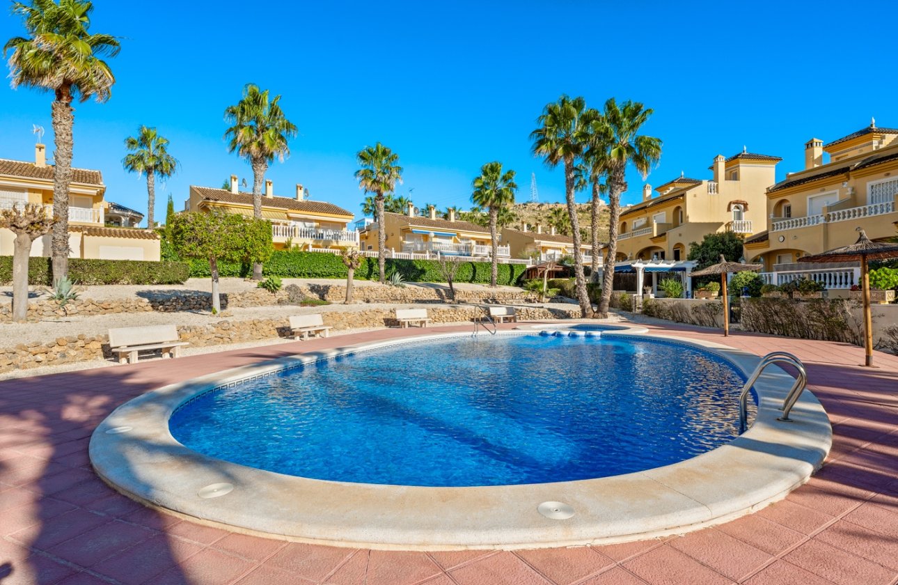 Resale - Townhouse - Benimar