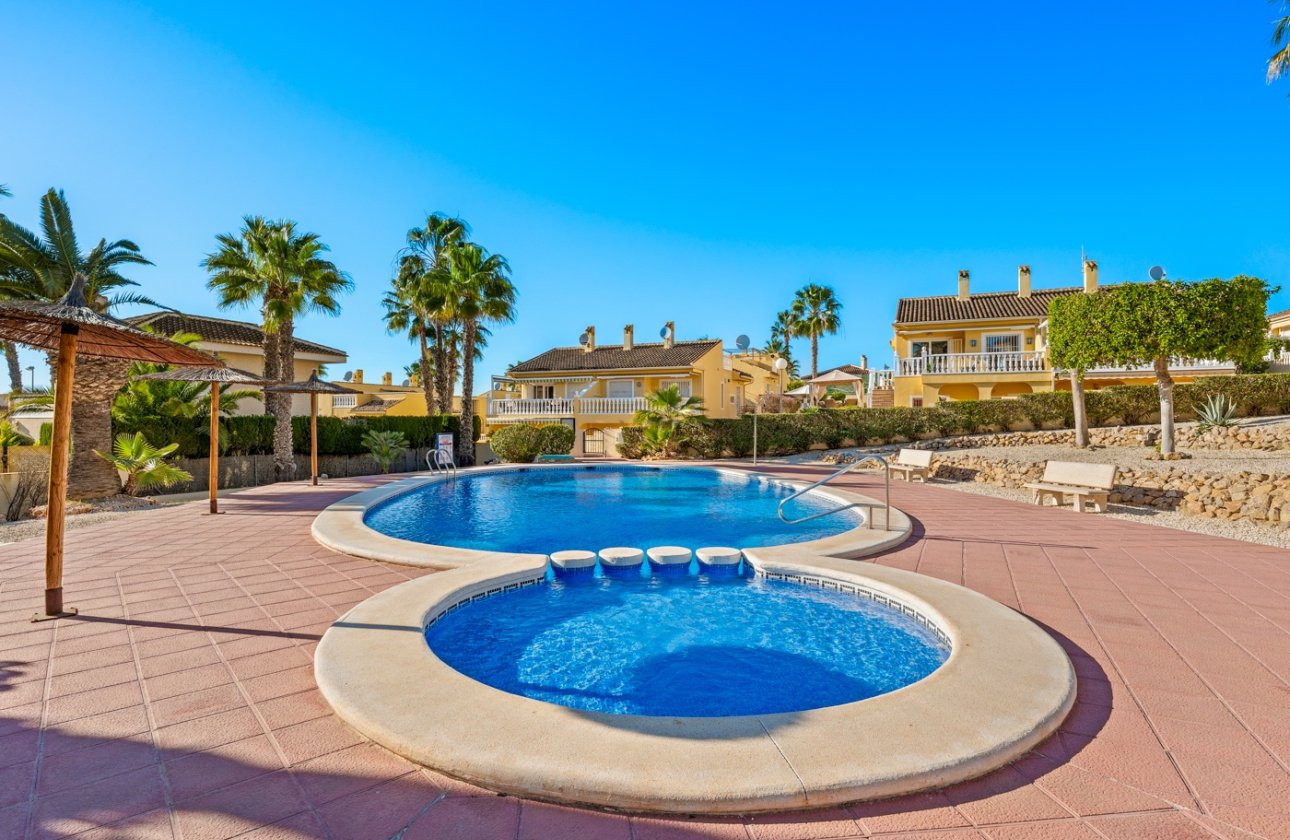 Resale - Townhouse - Benimar