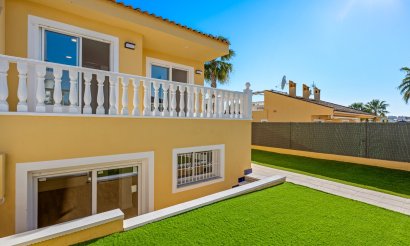 Resale - Townhouse - Benimar