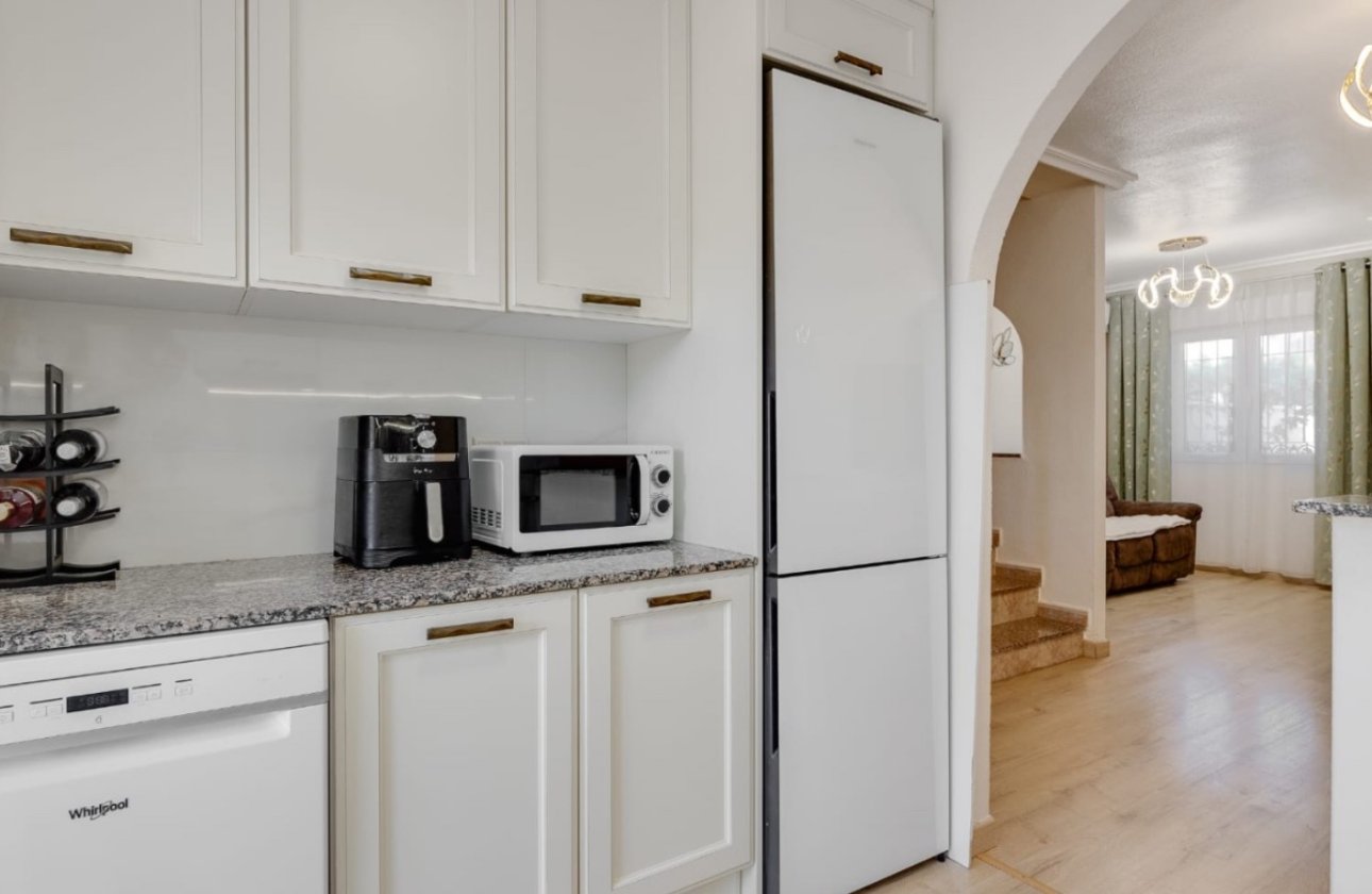 Resale - Townhouse - Torrevieja