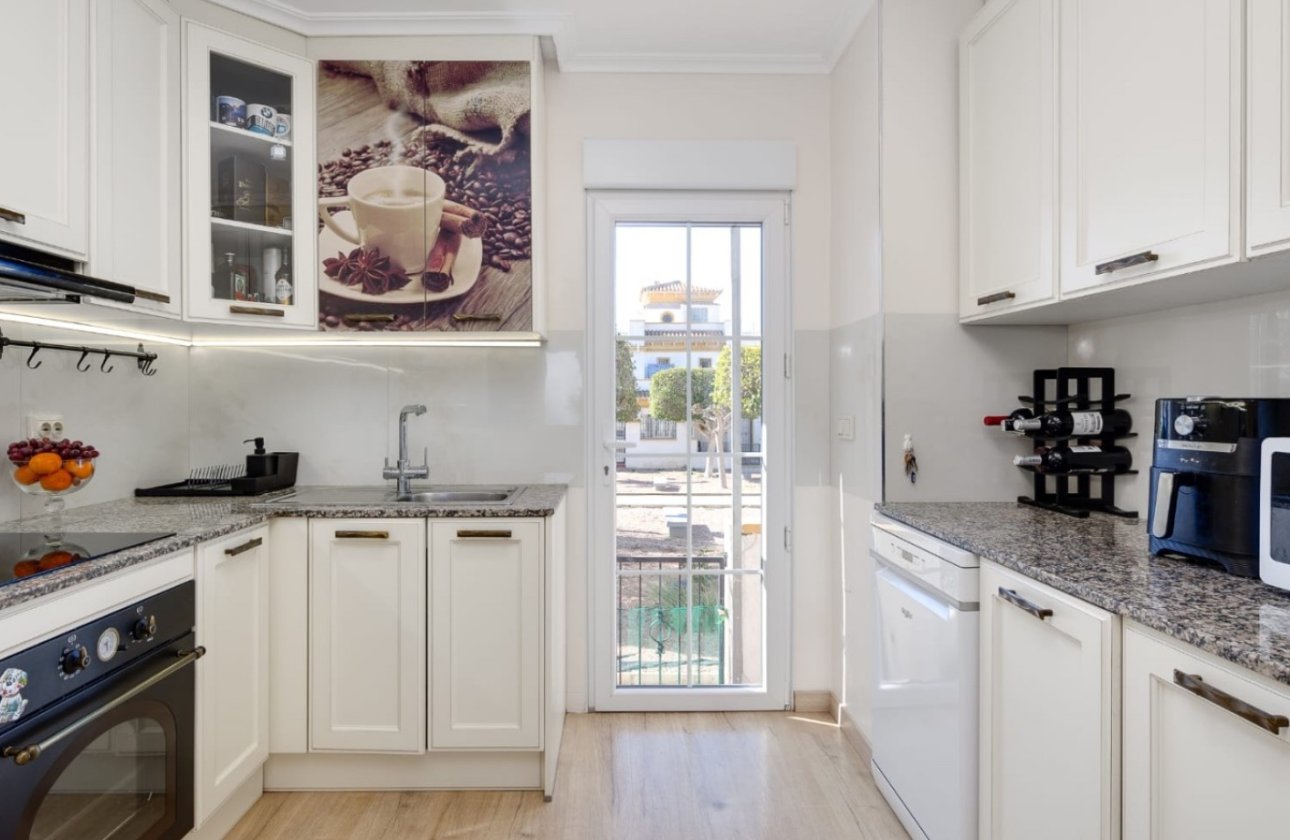 Resale - Townhouse - Torrevieja