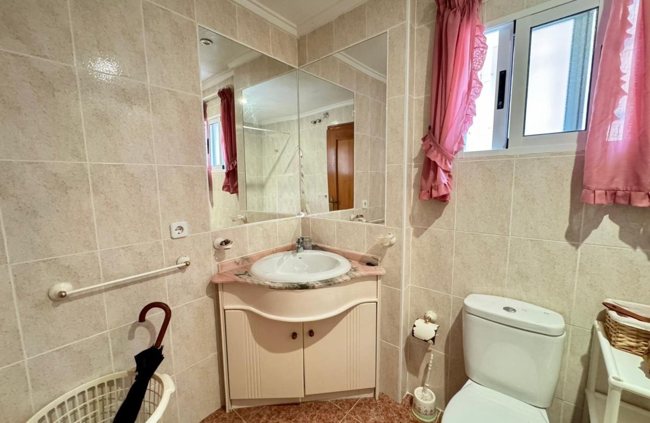 Resale - Villa - Torrevieja - Los Balcones - Los Altos del Edén