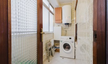 Resale - Apartment / flat - Torrevieja - Playa del Acequión