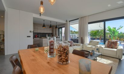 Resale - Villa - Finestrat - Finestrat Urbanizaciones