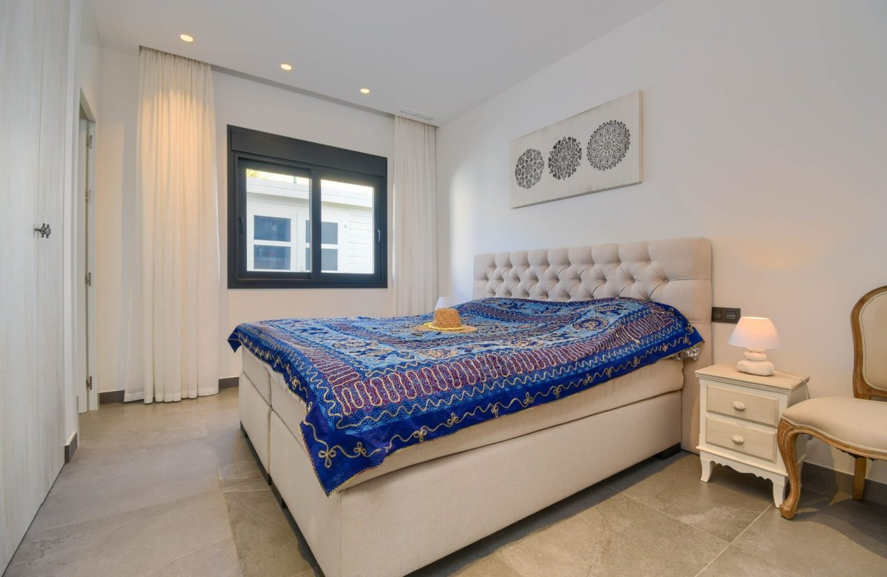 Resale - Villa - Finestrat - Finestrat Urbanizaciones