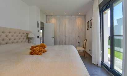 Resale - Villa - Finestrat - Finestrat Urbanizaciones