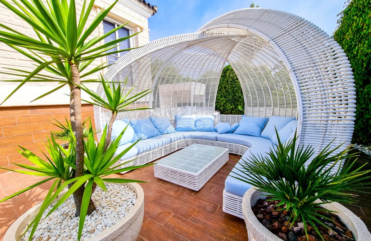 Resale - Villa - Torrevieja - La Mata