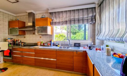 Resale - Villa - Torrevieja - La Mata