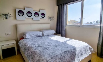 Resale - Villa - Torrevieja - La Mata