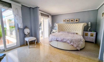Resale - Villa - Torrevieja - La Mata