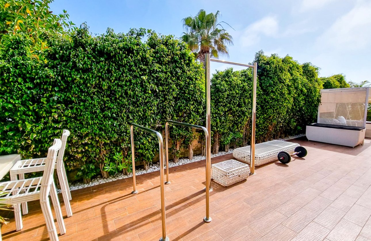 Resale - Villa - Torrevieja - La Mata