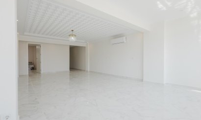 Resale - Apartment / flat - Torrevieja - Playa del Acequión
