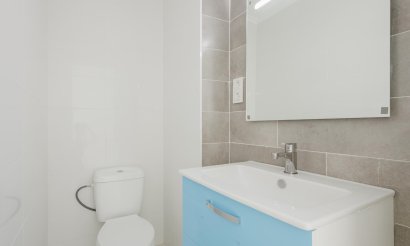 Resale - Apartment / flat - Torrevieja - Playa del Acequión