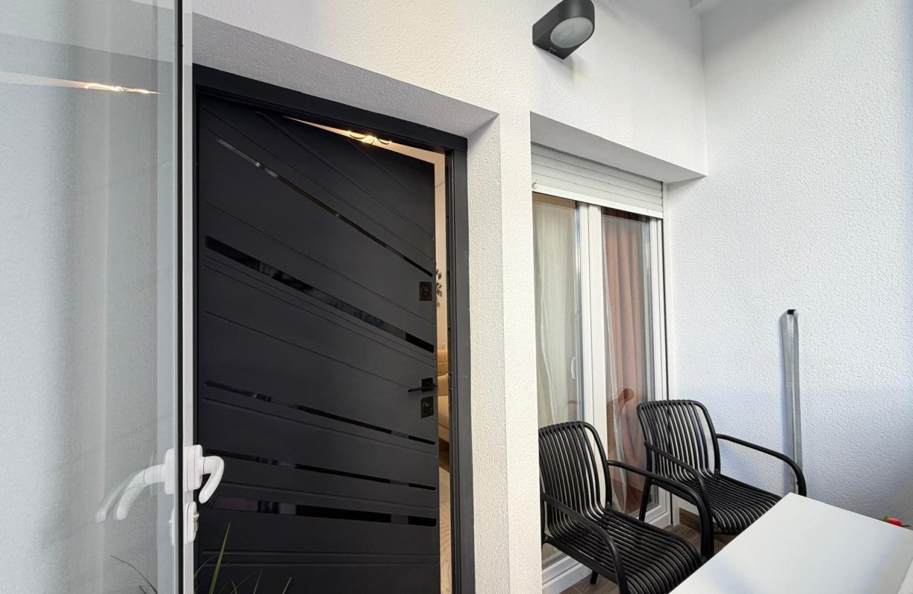 Resale - Apartment / flat - Torrevieja - Centro