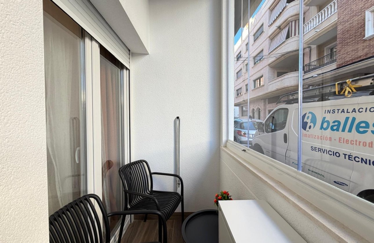 Resale - Apartment / flat - Torrevieja - Centro
