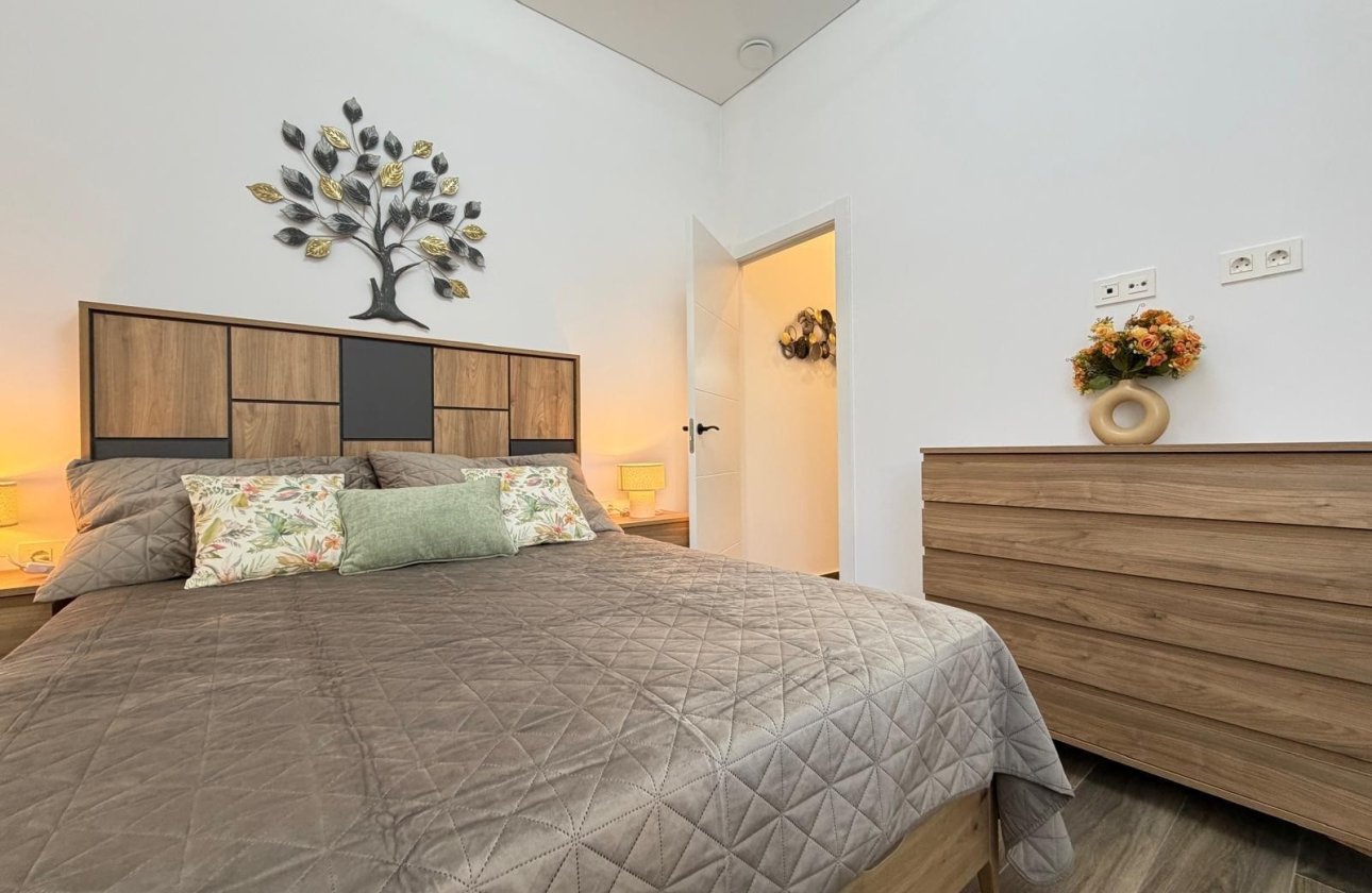 Resale - Apartment / flat - Torrevieja - Centro