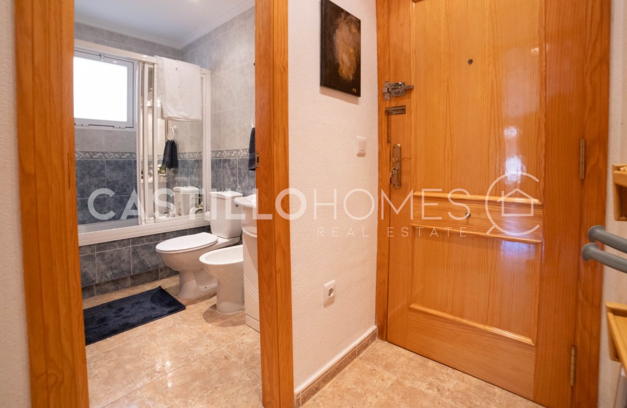 Resale - Apartment / flat - Torrevieja - Centro