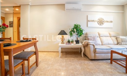 Resale - Apartment / flat - Torrevieja - Centro