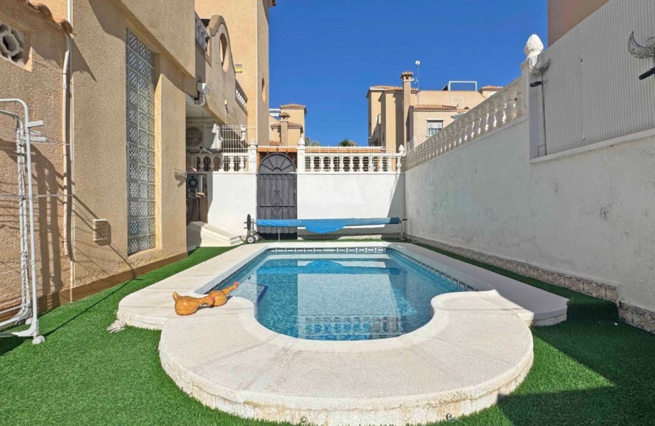 Resale - Townhouse - Orihuela Costa - Villamartín