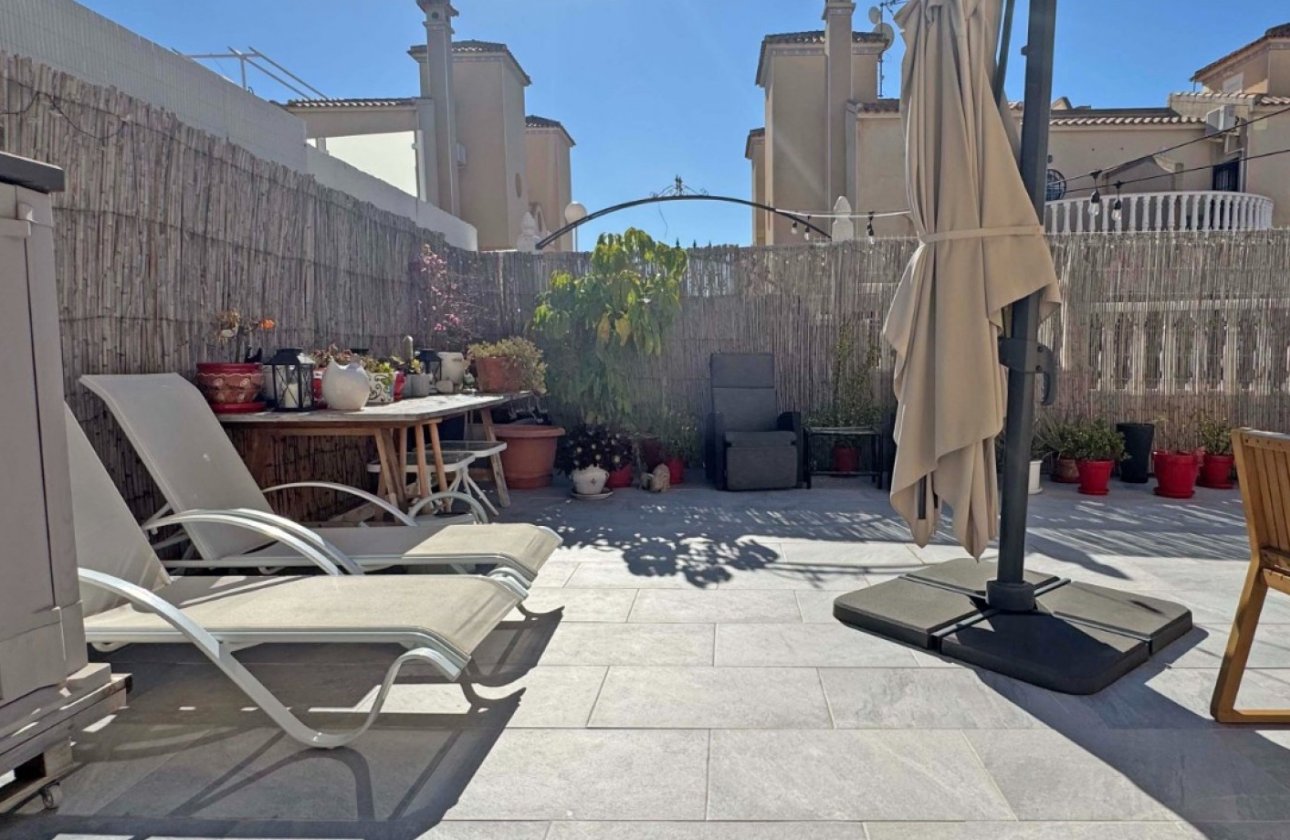 Resale - Townhouse - Orihuela Costa - Villamartín