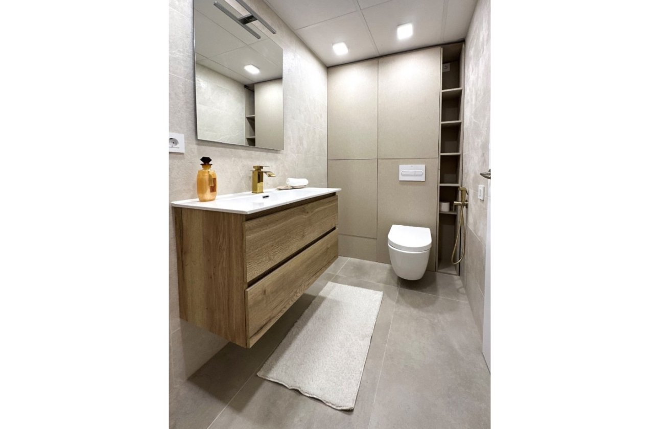 Reventa - Apartamento / piso - Torrevieja