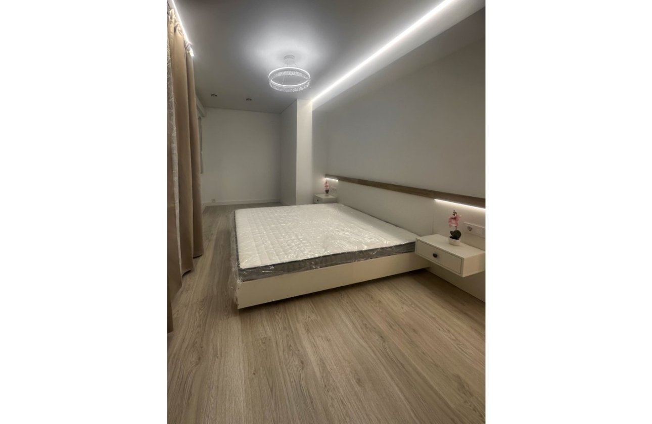 Reventa - Apartamento / piso - Torrevieja