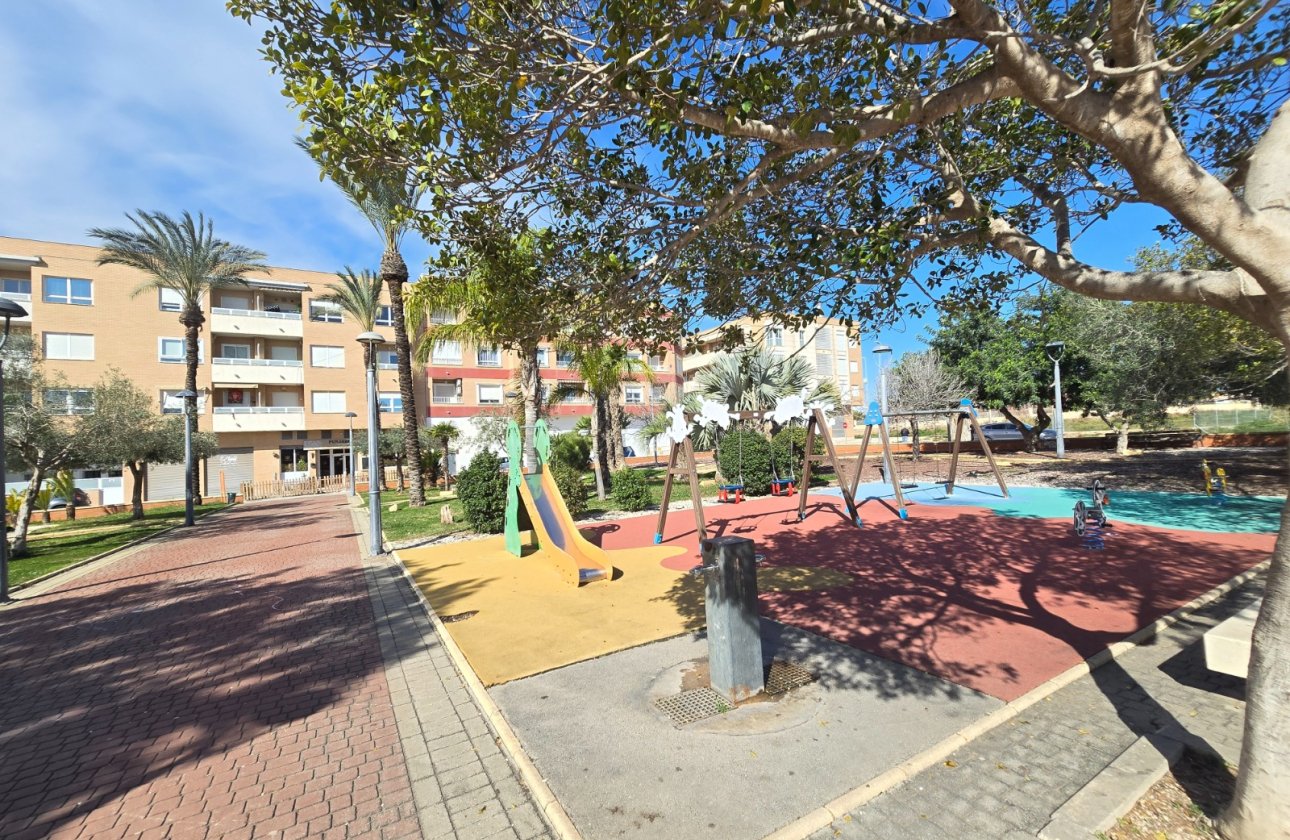 Resale - Apartment / flat - Los Montesinos *